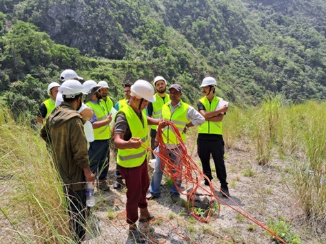Electrical Resistivity Tomography (ERT)